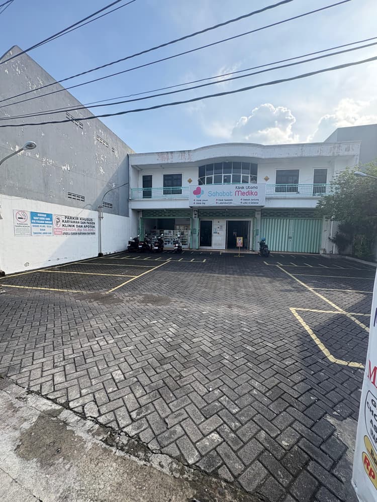 Klinik Utama Sahabat Medika Building